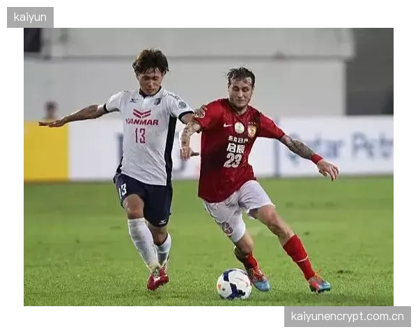 南野拓实在摩纳哥重拾状态，其丰富的经验和前场多面手属性对日本队至关重要。